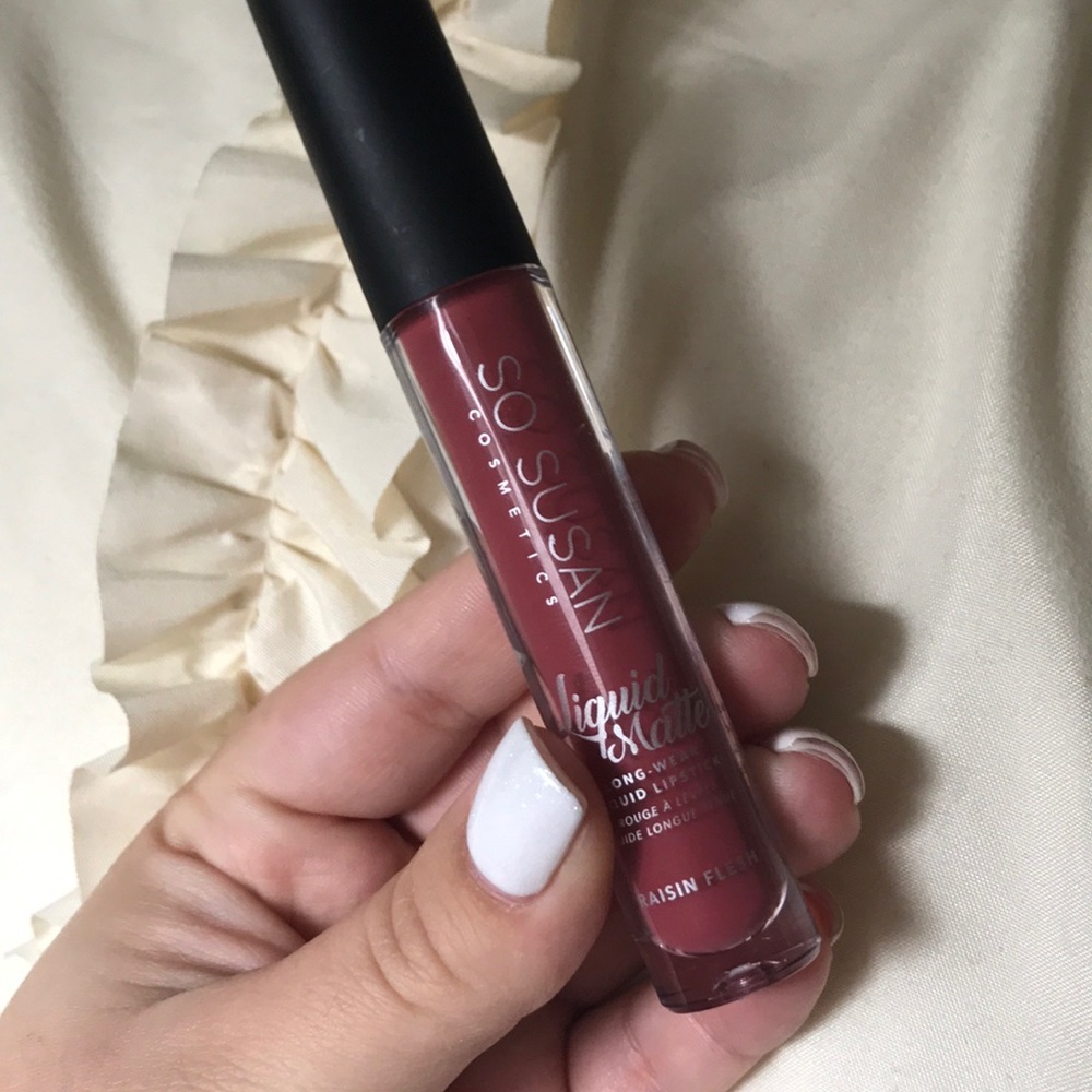 Matte lipstick
